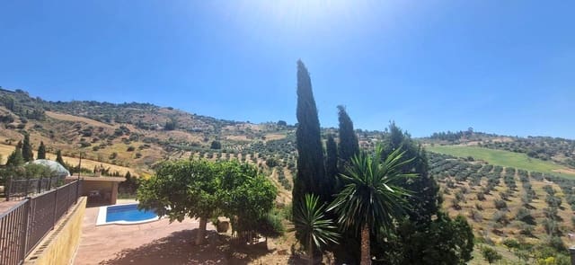 4 sovrum Finca/Hus på landet till salu i Villanueva de la Concepcion med pool garage - 287 000 € (Ref: 9891106)