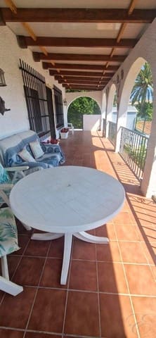 3 Zimmer Villa zu verkaufen in Caleta de Vélez, Vélez-Málaga mit Pool Garage - 550.000 € (Ref: 9893108)