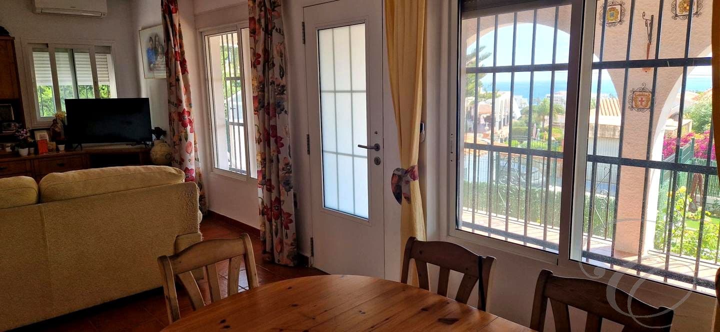3 Zimmer Villa zu verkaufen in Caleta de Velez mit Pool Garage - 550.000 € (Ref: 9893108)