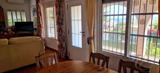 3 Zimmer Villa zu verkaufen in Caleta de Vélez, Vélez-Málaga mit Pool Garage - 550.000 € (Ref: 9893108)