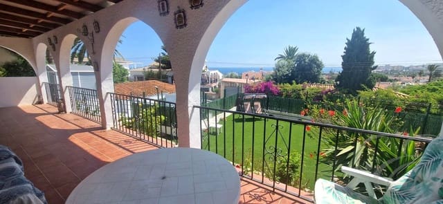 3 Zimmer Villa zu verkaufen in Caleta de Vélez, Vélez-Málaga mit Pool Garage - 550.000 € (Ref: 9893108)