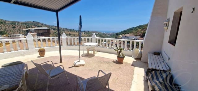 4 bedroom Villa for sale in Cajiz, Vélez-Málaga - € 195,000 (Ref: 9895398)