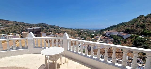 4 bedroom Villa for sale in Cajiz, Vélez-Málaga - € 195,000 (Ref: 9895398)