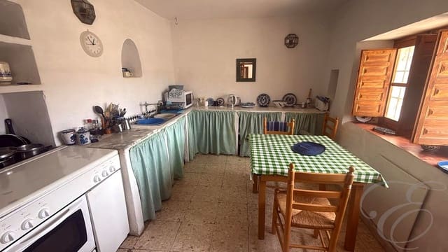 4 makuuhuone Huvila myytävänä paikassa Cajiz, Vélez-Málaga - 195 000 € (Ref: 9895398)