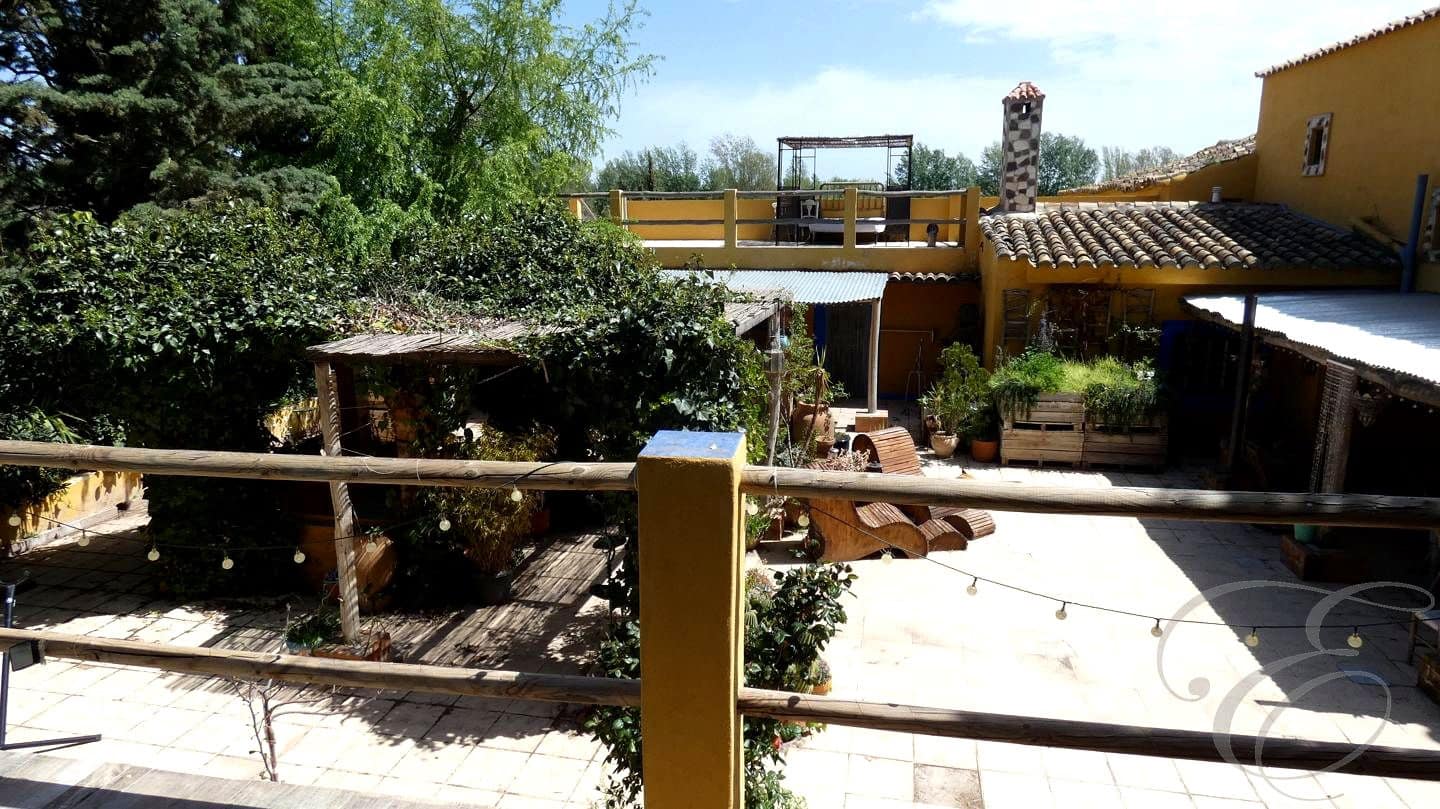 6 quarto Quinta/Casa Rural para venda em Baza com piscina - 395 000 € (Ref: 9902153)