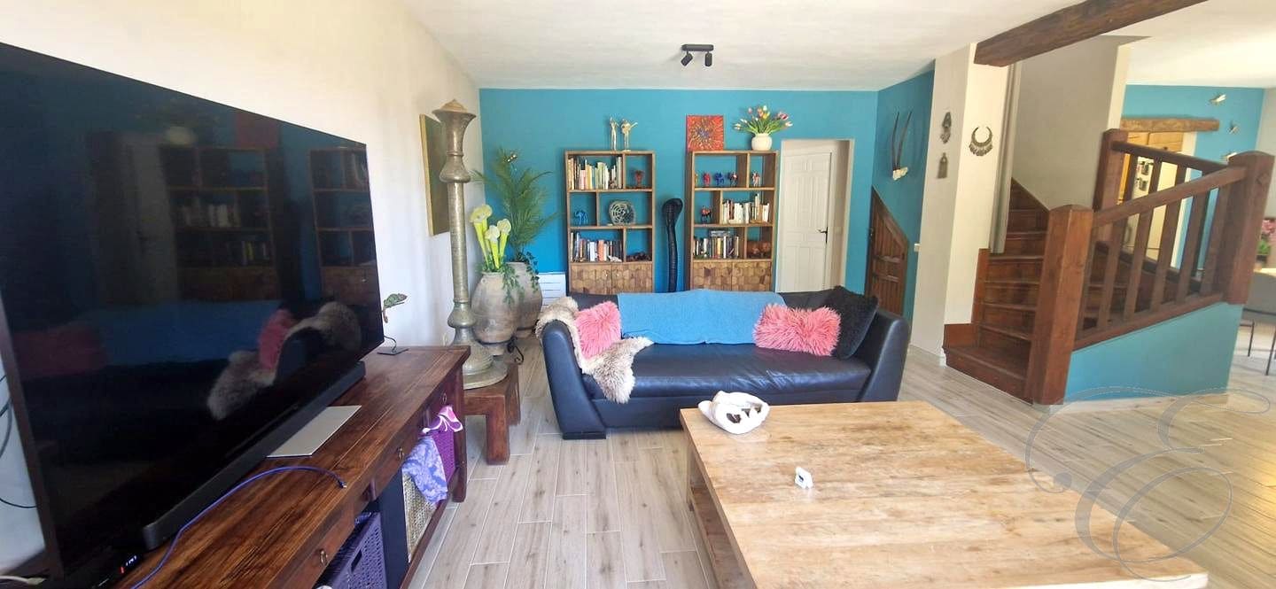 4 bedroom Finca/Country House for sale in Alcaucin with pool garage - € 499,000 (Ref: 9922853)