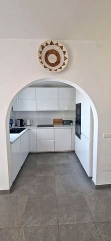 2 slaapkamer Flat te koop in Frigiliana met zwembad - € 349.000 (Ref: 9927932)