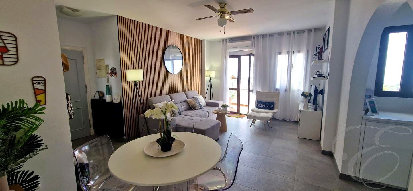 2 bedroom Flat for sale in Frigiliana with pool - € 349,000 (Ref: 9927932)