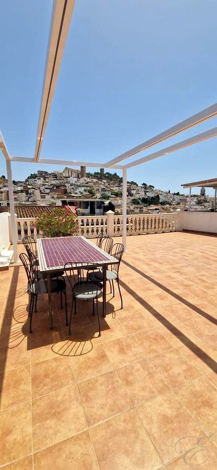 4 slaapkamer Villa te koop in Velez-Malaga - € 259.950 (Ref: 9928244)