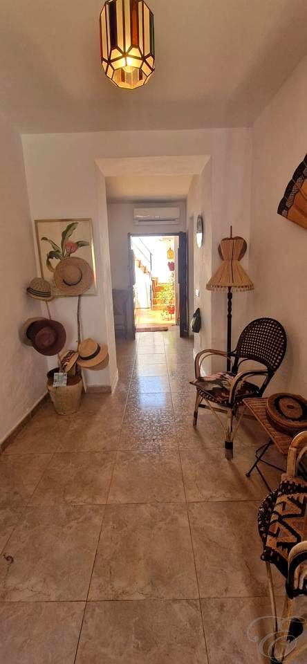 4 slaapkamer Villa te koop in Velez-Malaga - € 259.950 (Ref: 9928244)