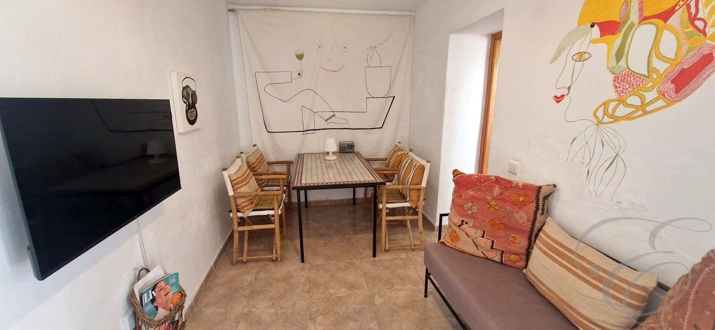 4 slaapkamer Villa te koop in Velez-Malaga - € 259.950 (Ref: 9928244)