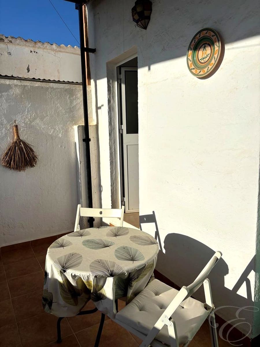 4 slaapkamer Villa te koop in Velez-Malaga - € 259.950 (Ref: 9928244)