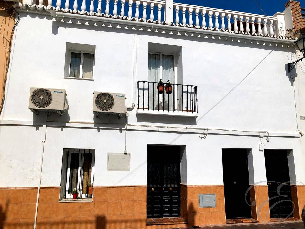 4 slaapkamer Villa te koop in Velez-Malaga - € 259.950 (Ref: 9928244)
