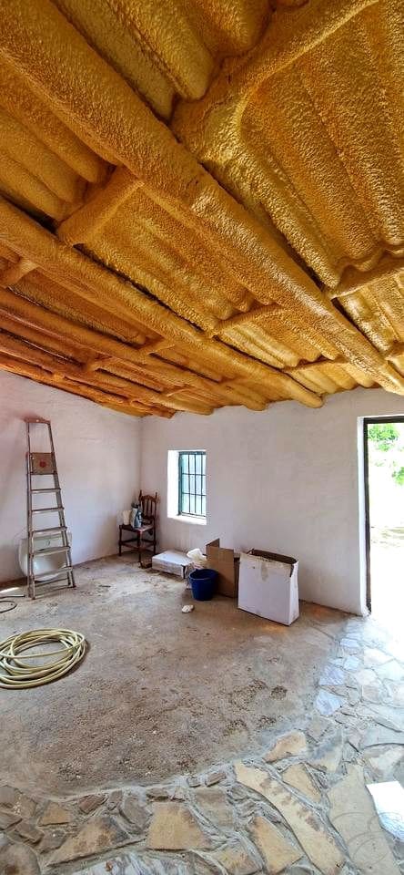 4 soverom Villa til salgs i Antequera med garasje - € 199 000 (Ref: 9932526)