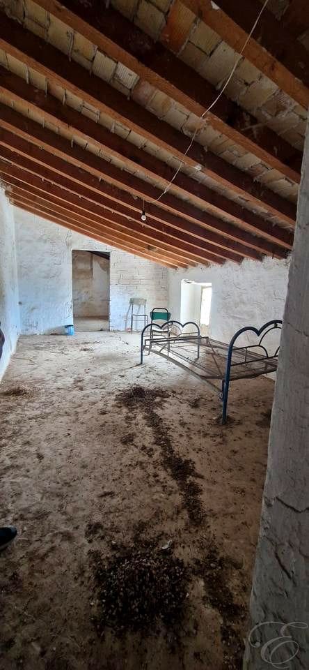 4 soverom Villa til salgs i Antequera med garasje - € 199 000 (Ref: 9932526)