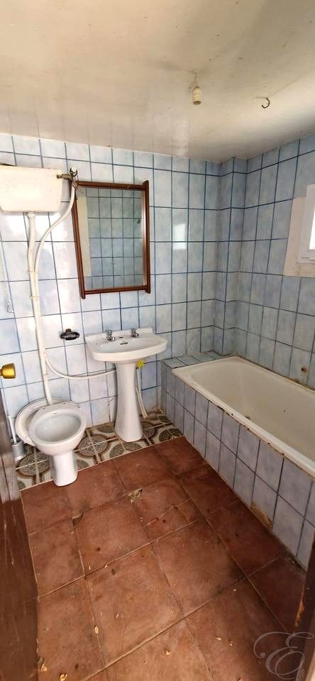 3 soveværelse Finca/Landehus til salg i Villanueva de Algaidas med garage - € 115.000 (Ref: 9938770)