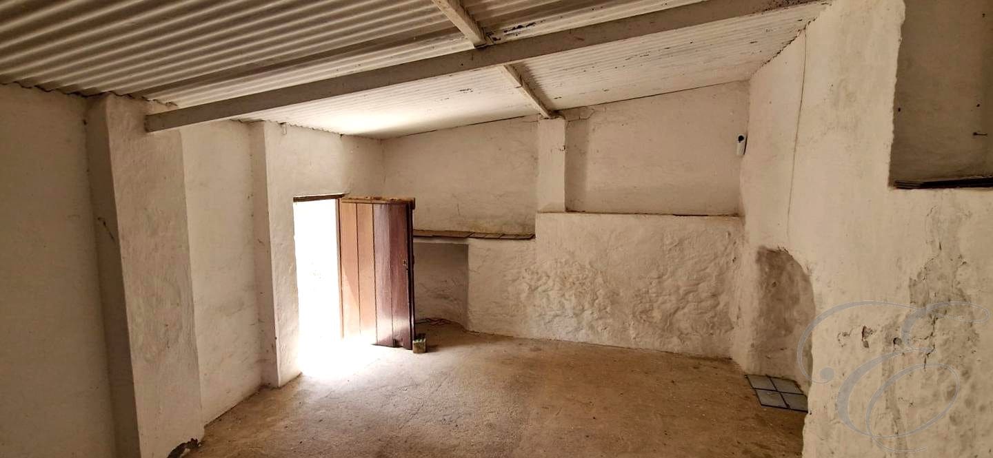 3 soveværelse Finca/Landehus til salg i Villanueva de Algaidas med garage - € 115.000 (Ref: 9938770)