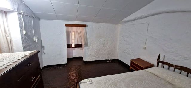 3 soverom Finca/Herregård til salgs i Villanueva de Algaidas med garasje - € 115 000 (Ref: 9938770)