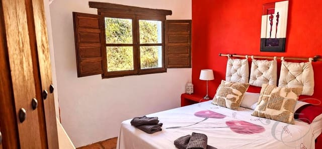 3 soverom Villa til salgs i Riogordo med svømmebasseng garasje - € 270 000 (Ref: 9946655)