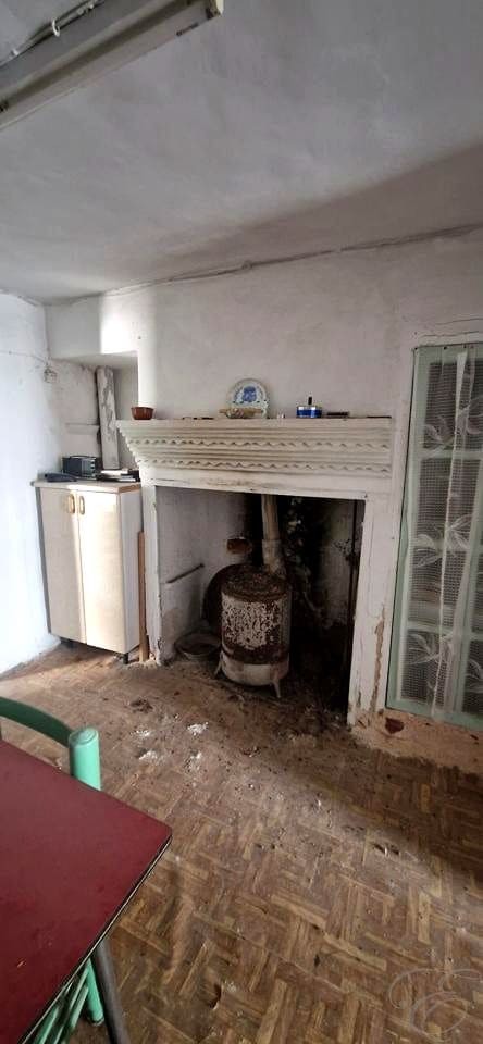 3 soverom Villa til salgs i Alfarnatejo med garasje - € 74 950 (Ref: 9948606)