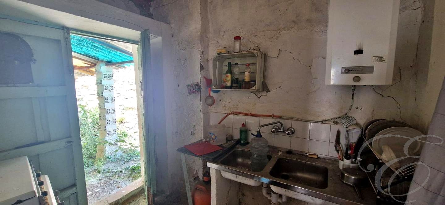 3 soverom Villa til salgs i Alfarnatejo med garasje - € 74 950 (Ref: 9948606)