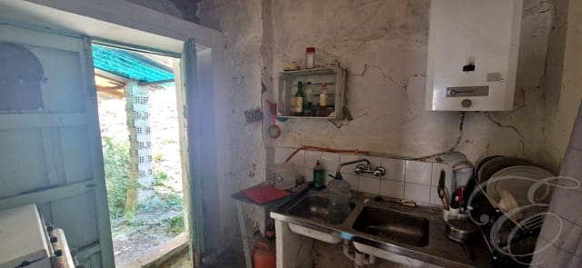 3 soverom Villa til salgs i Alfarnatejo med garasje - € 74 950 (Ref: 9948606)