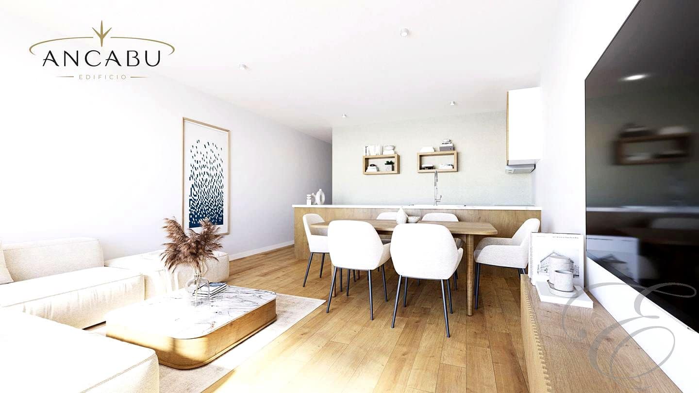 2 bedroom Flat for sale in Velez-Malaga - € 227,000 (Ref: 9950655)
