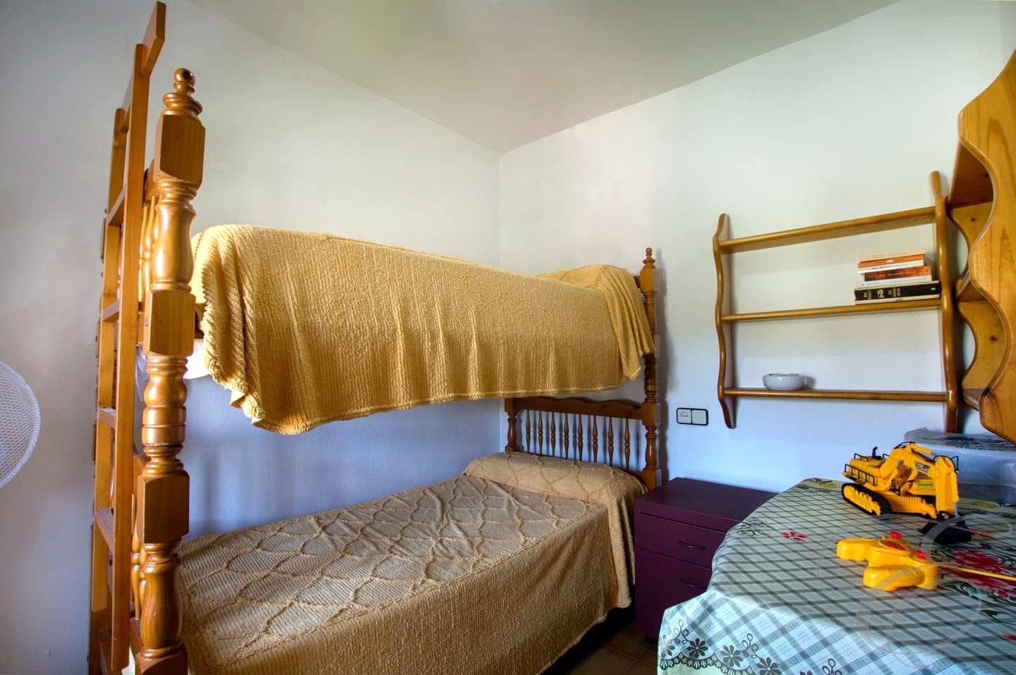 3 bedroom Villa for sale in Vinuela - € 195,000 (Ref: 9956568)