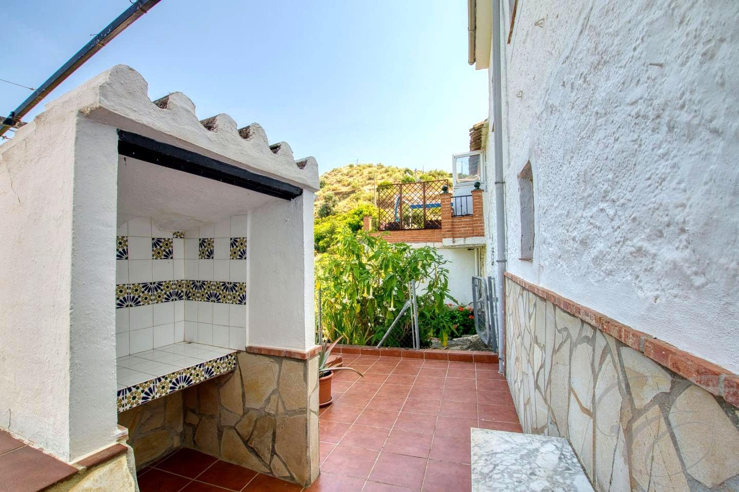 3 bedroom Villa for sale in Vinuela - € 195,000 (Ref: 9956568)