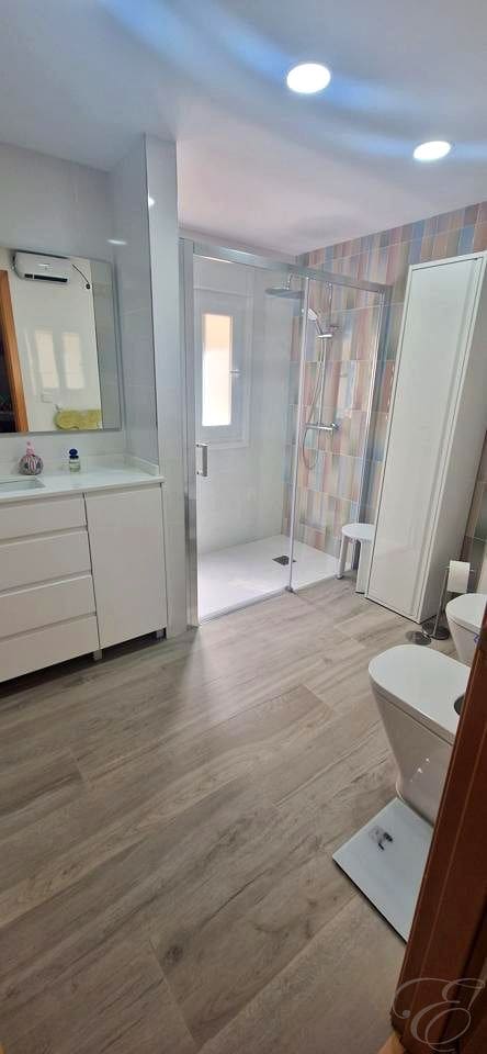 4 slaapkamer Flat te koop in Velez-Malaga met garage - € 398.000 (Ref: 9972209)