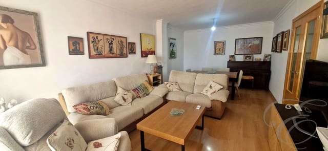 4 slaapkamer Flat te koop in Vélez-Málaga met garage - € 398.000 (Ref: 9972209)