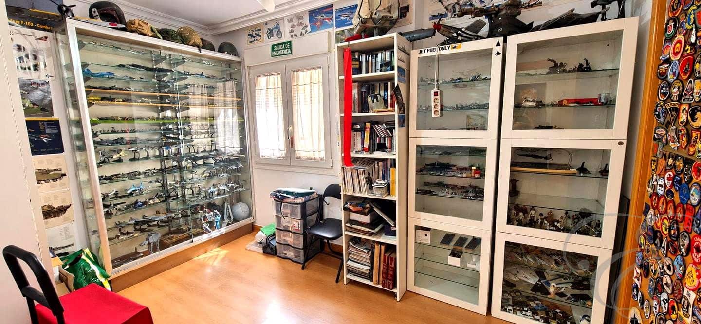 Piso de 4 habitaciones en Vélez-Málaga en venta con garaje - 398.000 € (Ref: 9972209)