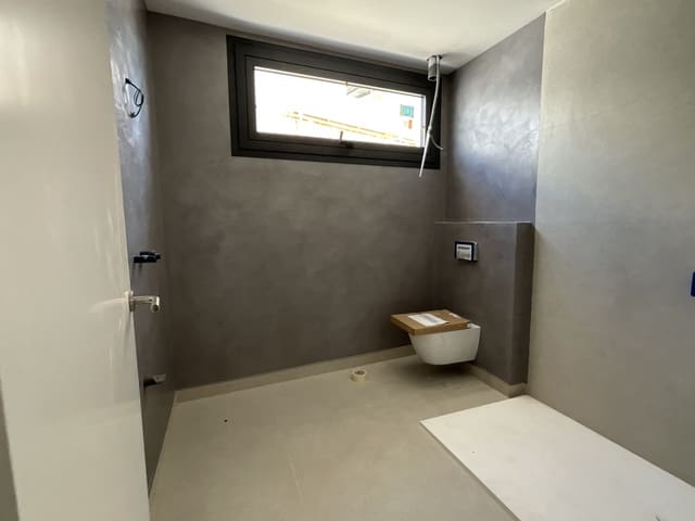 3 slaapkamer Rijtjeshuis te koop in Portocolom, Felanitx met zwembad garage - € 1.750.000 (Ref: 10165403)