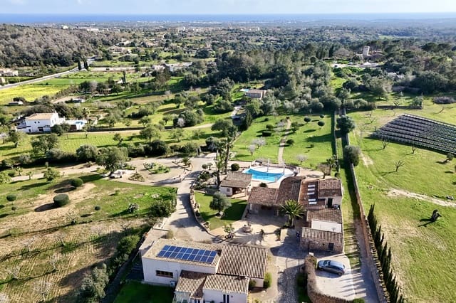 7 sypialnia Finka/Dom wiejski na sprzedaż w Es Carritxo / El Carritxo, Felanitx z basenem garażem - 1 800 000 € (Ref: 9296305)