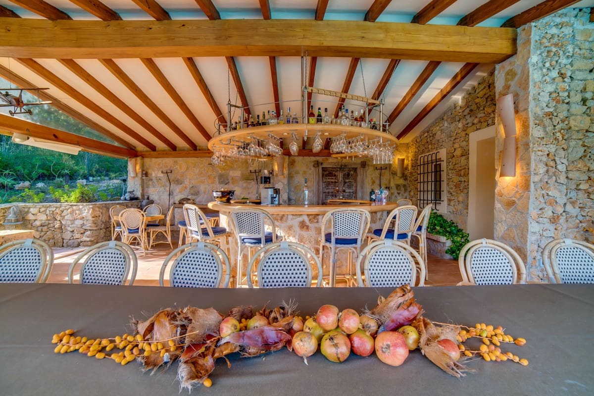 8 soverom Finca/Herregård til salgs i L'Horta / S'Horta med svømmebasseng garasje - € 3 300 000 (Ref: 9309131)