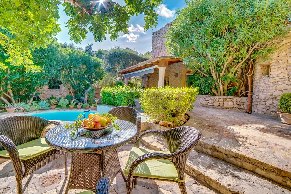 8 soverom Finca/Herregård til salgs i L'Horta / S'Horta med svømmebasseng garasje - € 3 300 000 (Ref: 9309131)