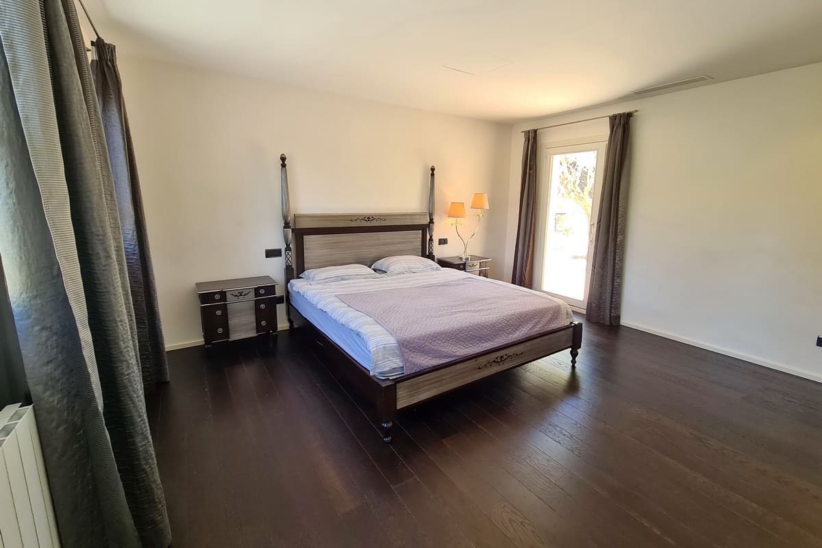 4 makuuhuone Maalaistalo myytävänä paikassa Vall d'Or Golf mukana uima-altaan 
autotalli - 3 200 000 € (Ref: 9309132)