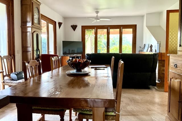 3 Zimmer Villa zu verkaufen in Portocolom, Felanitx mit Garage - 690.000 € (Ref: 9385800)