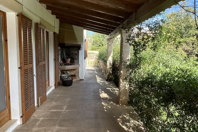 3 Zimmer Villa zu verkaufen in Portocolom, Felanitx mit Garage - 690.000 € (Ref: 9385800)