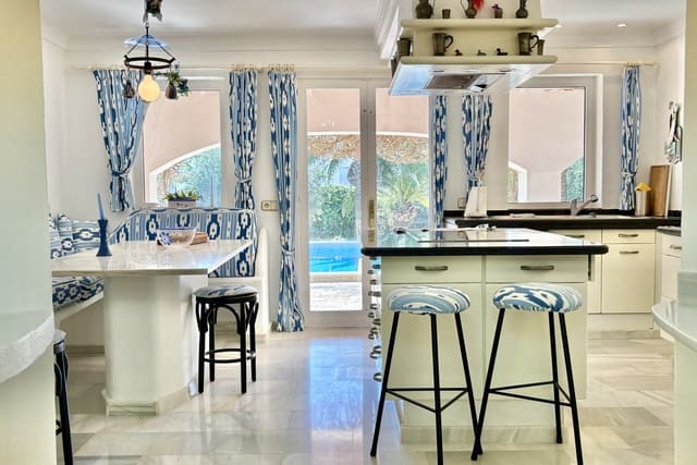 Casa de 5 habitaciones en Cala Egos, Santanyí en venta - 3.750.000 € (Ref: 9720654)