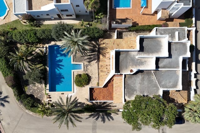 Casa de 5 habitaciones en Cala Egos, Santanyí en venta - 3.750.000 € (Ref: 9720654)