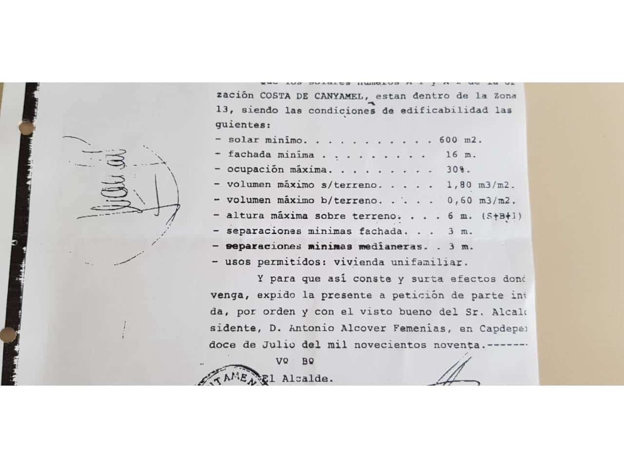 Grunde uden byggetilladelser til salg i Canyamel - € 180.000 (Ref: 5010413)