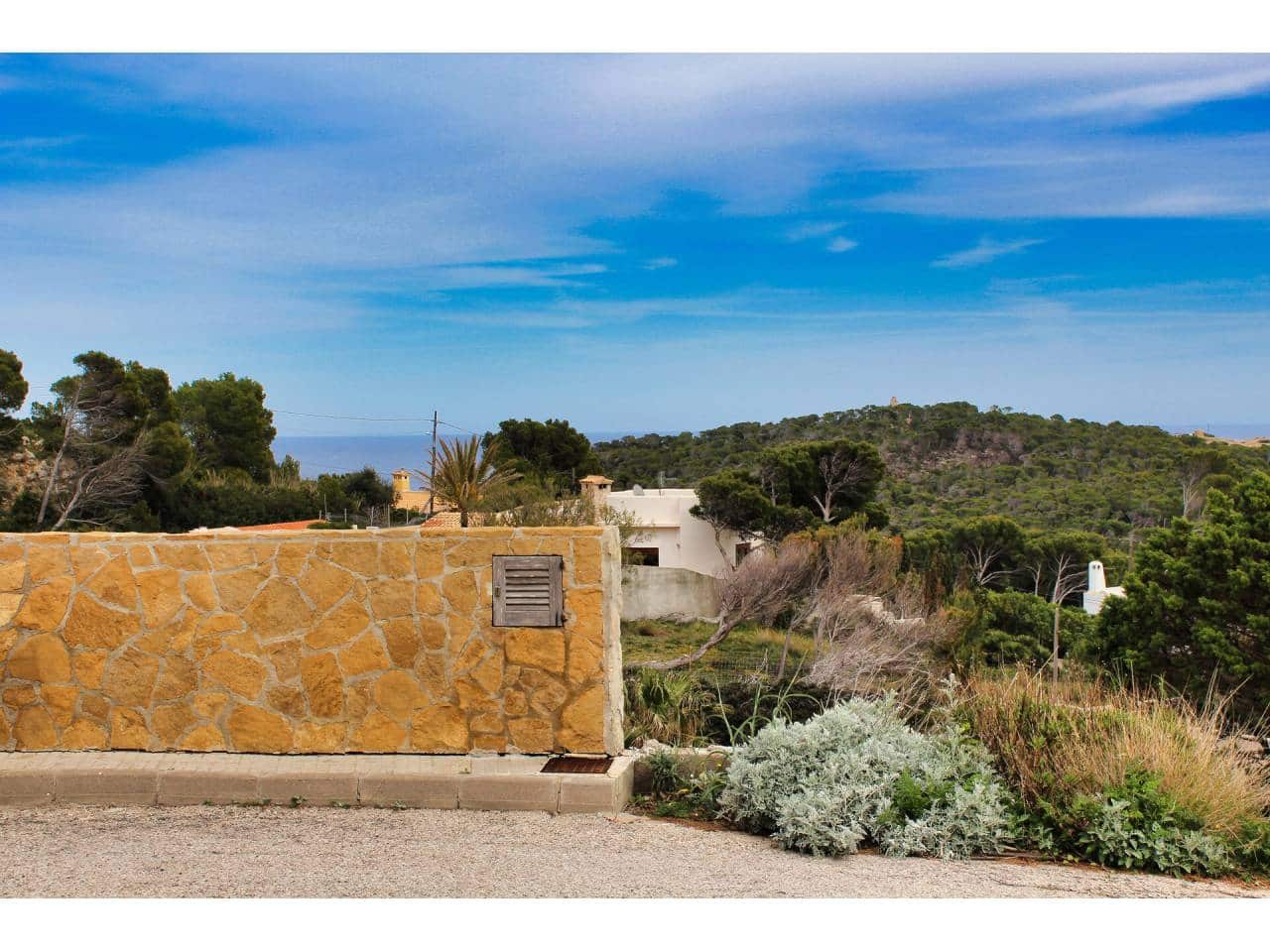 Grunde uden byggetilladelser til salg i Cala Ratjada - € 499.000 (Ref: 7706419)