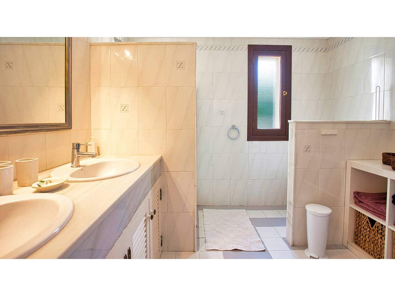 5 soveværelse Villa til salg i Costa de los Pinos med swimmingpool garage - € 1.995.000 (Ref: 8152227)