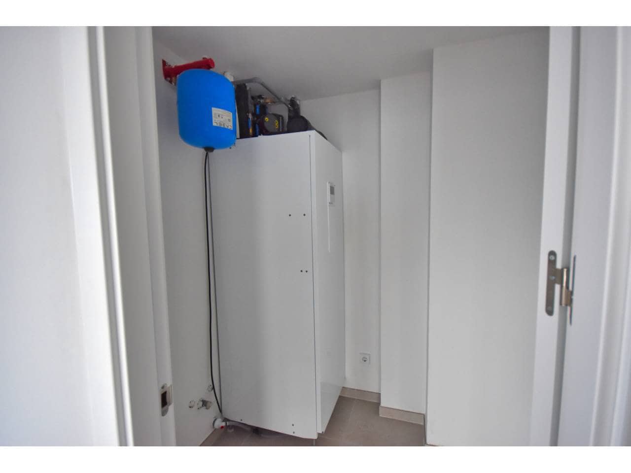 3 soveværelse Lejlighed til salg i Costa de los Pinos med garage - € 355.000 (Ref: 8751884)