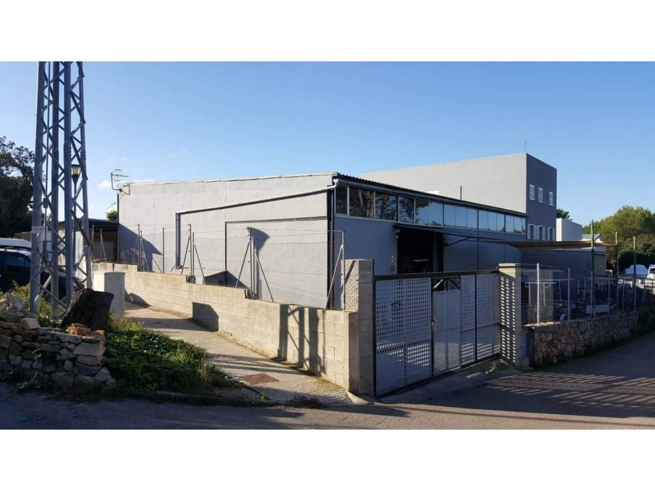 Erhverv til salg i Alcudia med garage - € 899.000 (Ref: 8940731)