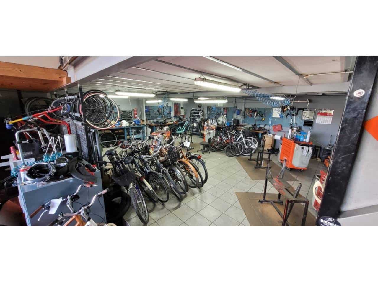 Erhverv til salg i Alcudia med garage - € 899.000 (Ref: 8940731)