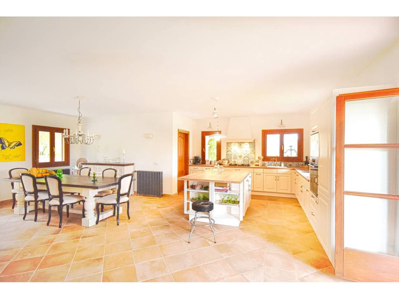 3 soveværelse Villa til salg i Muro - € 1.580.000 (Ref: 9000570)