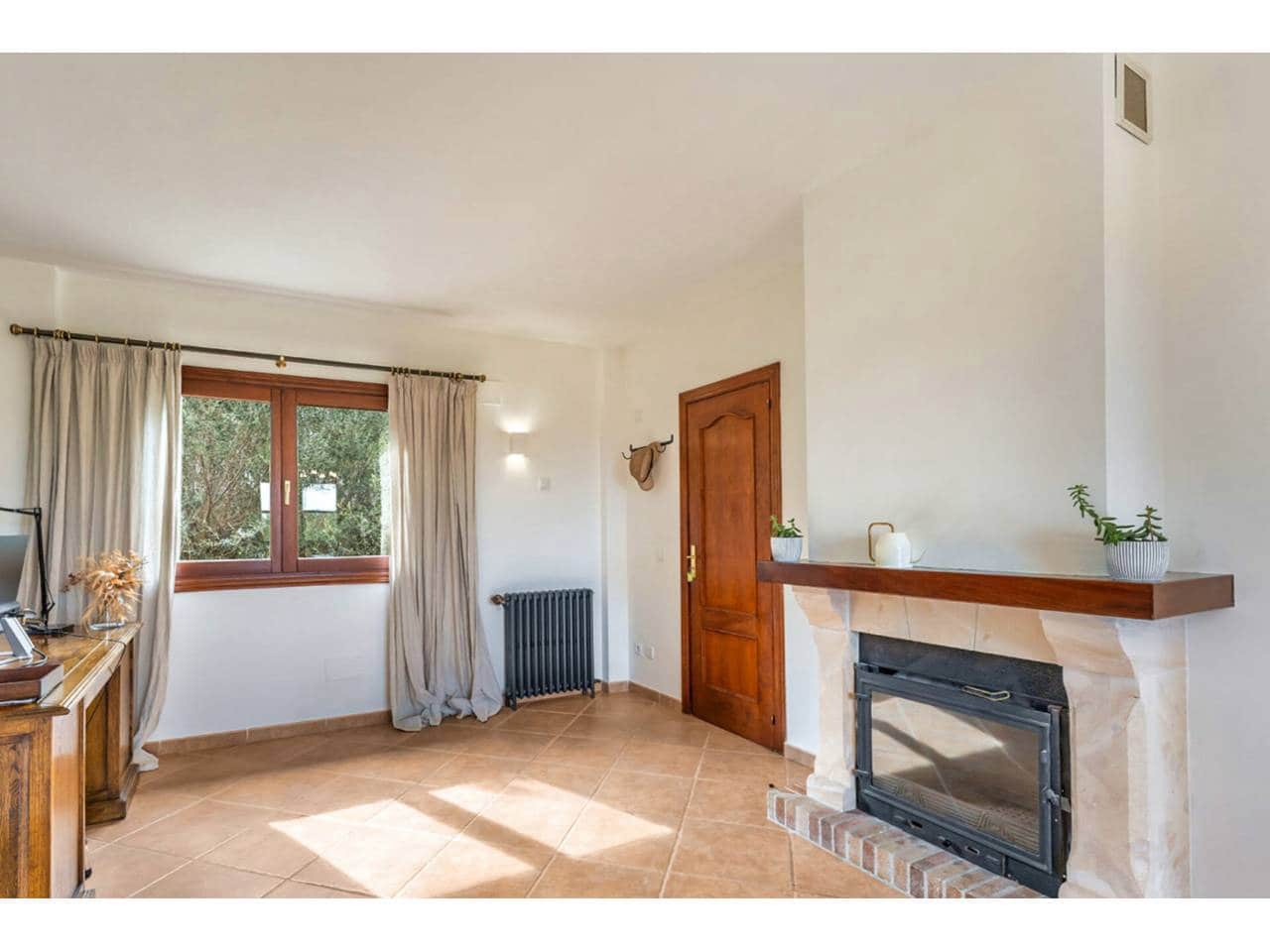 3 soveværelse Villa til salg i Muro - € 1.580.000 (Ref: 9000570)