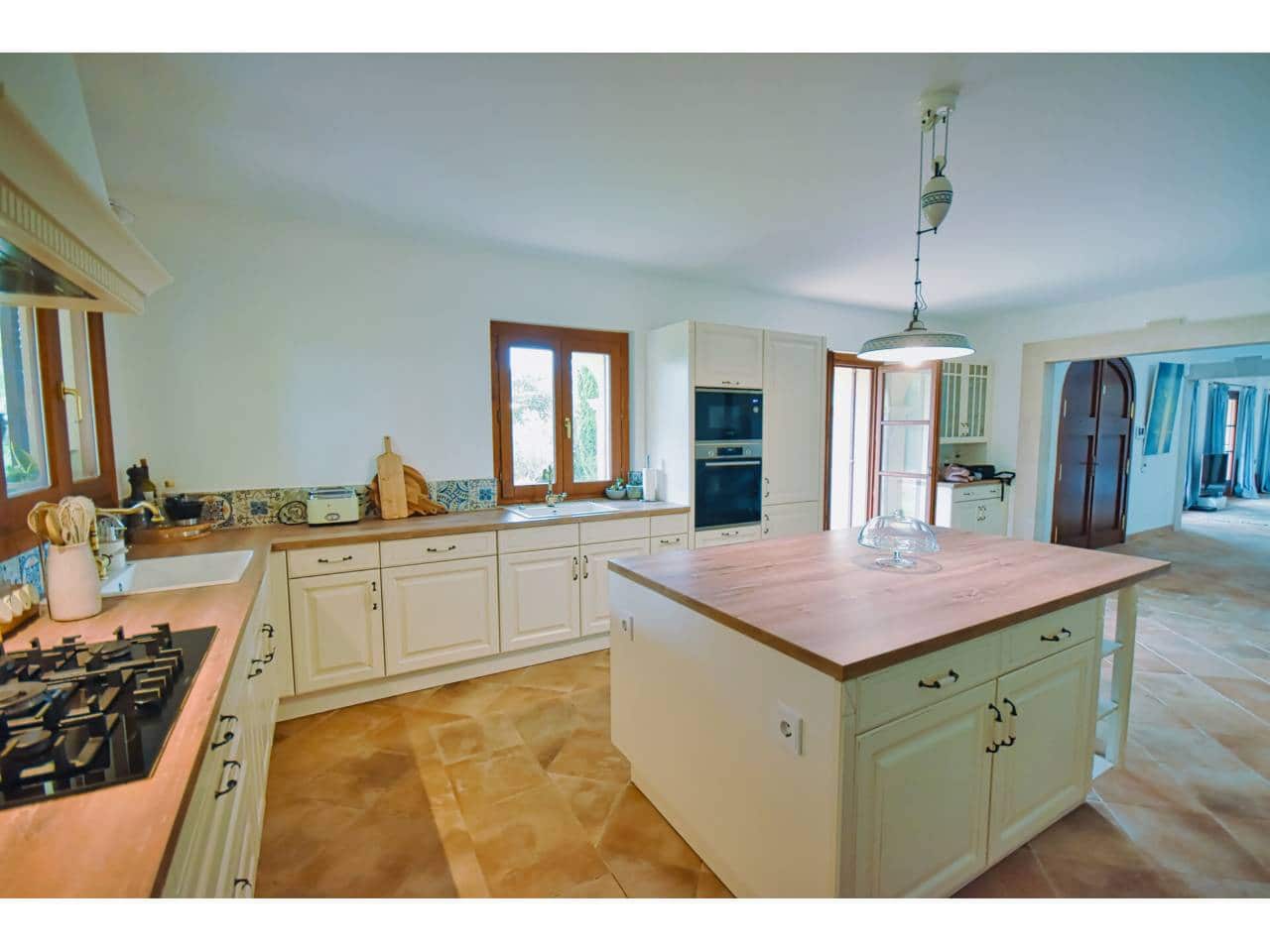 3 soveværelse Villa til salg i Muro - € 1.580.000 (Ref: 9000570)